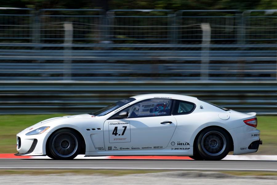  Maserati GranTurismo MC Corse Concept 2008 года  (фото 2 из 31)